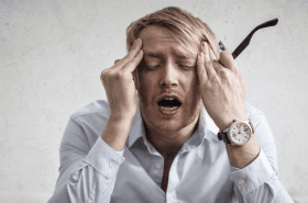 Burn-on erkennen und vorbeugen: Die unterschätzte Gefahr chronischer Daueranspannung im Arbeitsleben